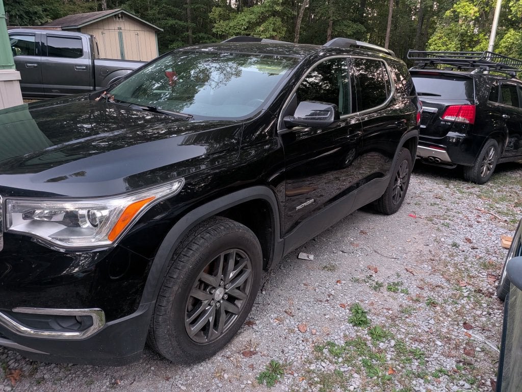 2017 GMC Acadia SLT-1