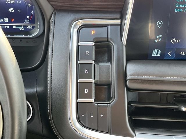 2024 Chevrolet Suburban LT