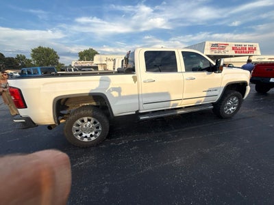 2016 GMC Sierra 2500HD Denali