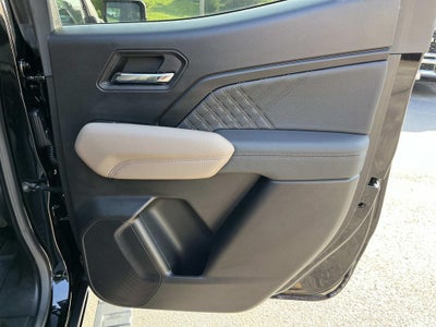 2025 GMC Canyon Denali