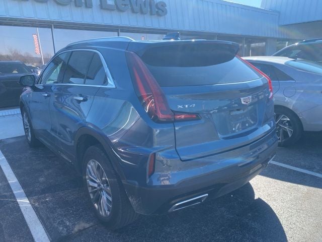 2024 Cadillac XT4 Premium Luxury