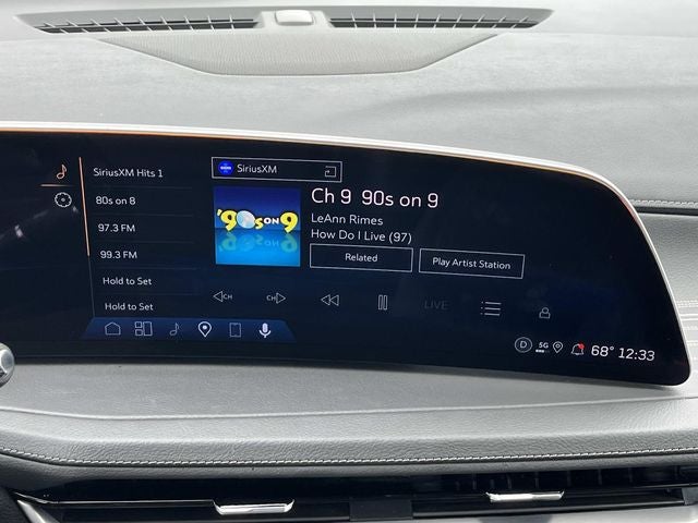 2025 Cadillac XT4 Premium Luxury
