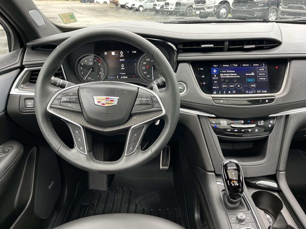 2025 Cadillac XT5 Sport