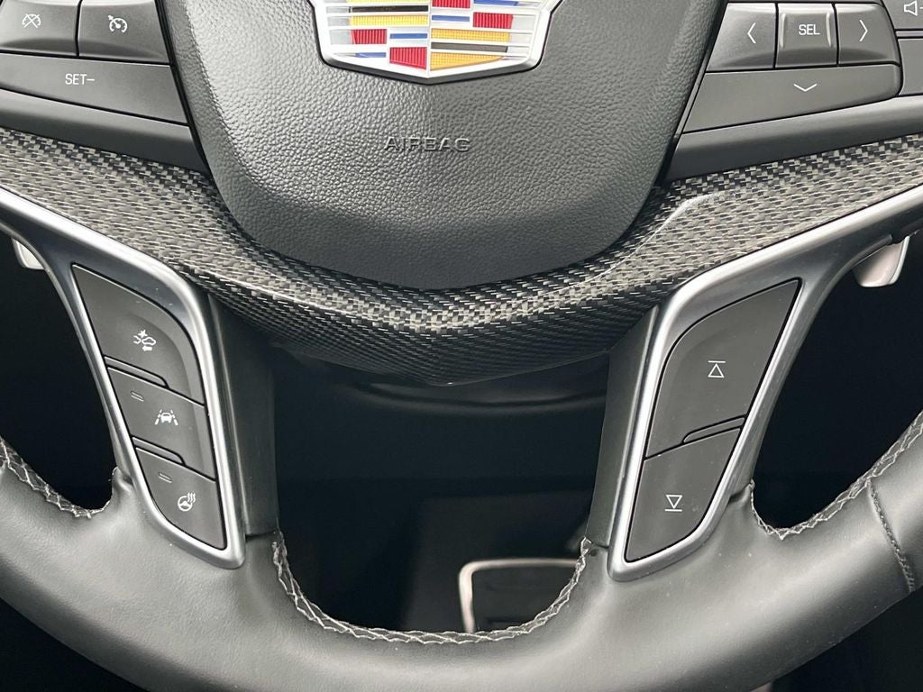 2025 Cadillac XT5 Sport