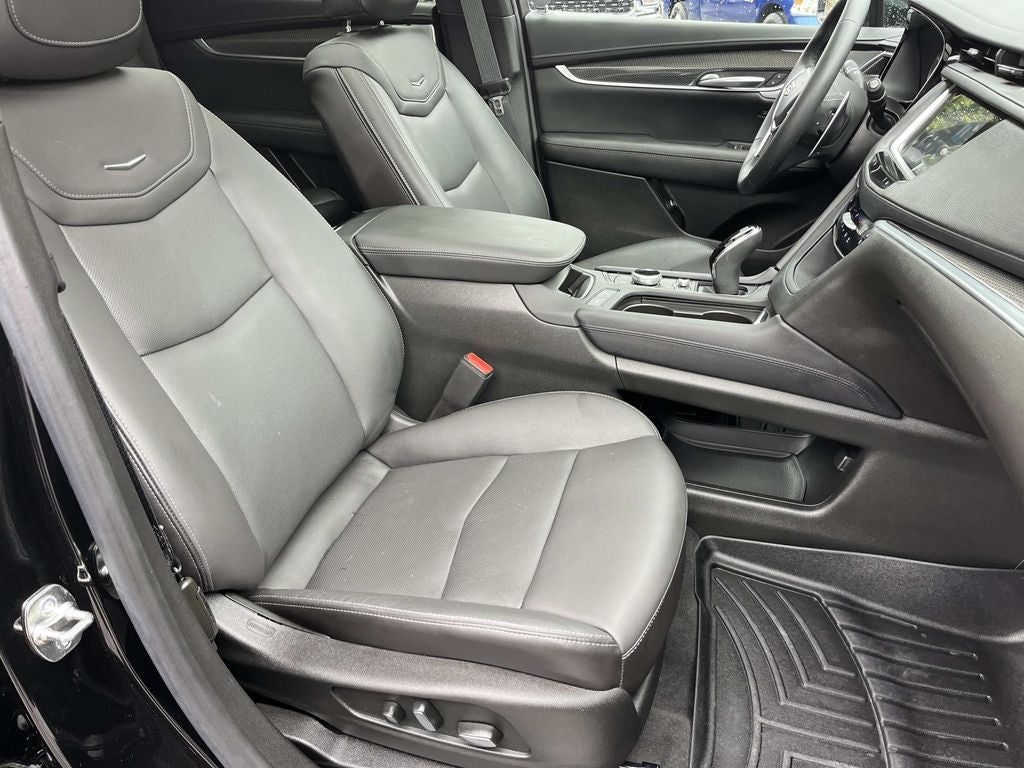 2025 Cadillac XT5 Sport