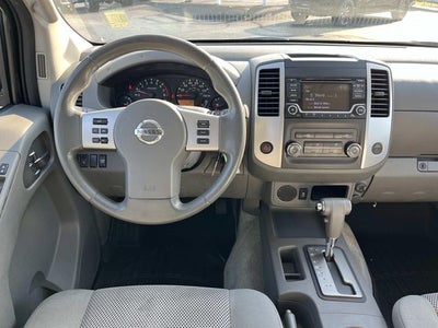 2017 Nissan Frontier SV