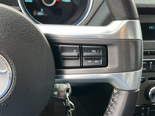 2013 Ford Mustang V6