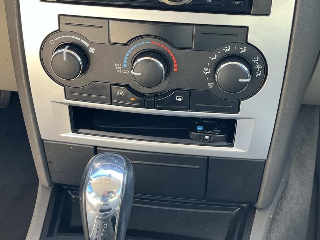 2008 Chrysler 300 Base