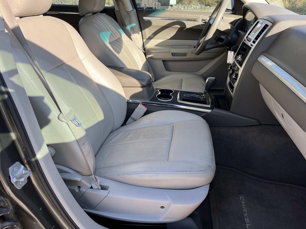 2008 Chrysler 300 Base
