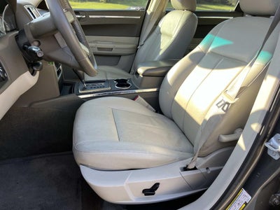 2008 Chrysler 300 Base