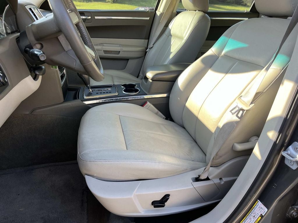 2008 Chrysler 300 Base