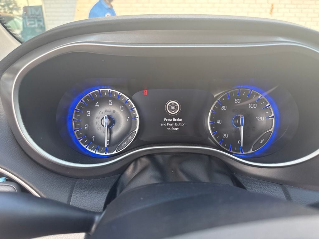 2022 Chrysler Pacifica Touring L