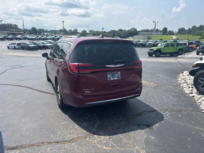 2021 Chrysler Pacifica Touring L
