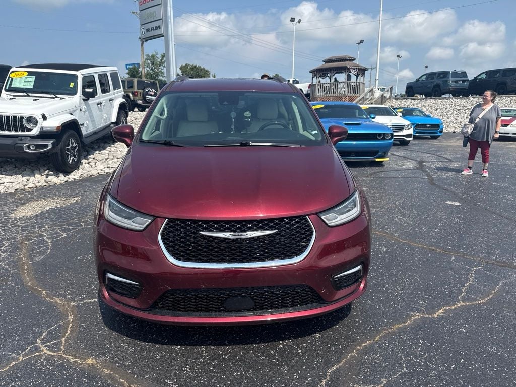 2021 Chrysler Pacifica Touring L