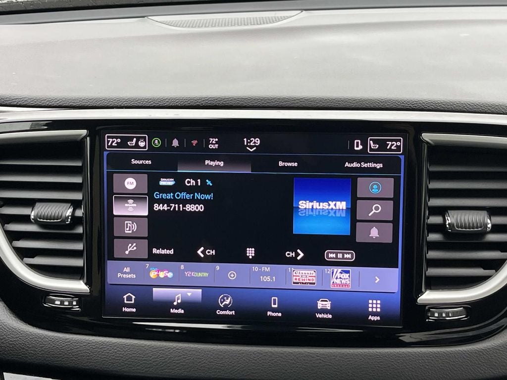 2025 Chrysler Pacifica Select