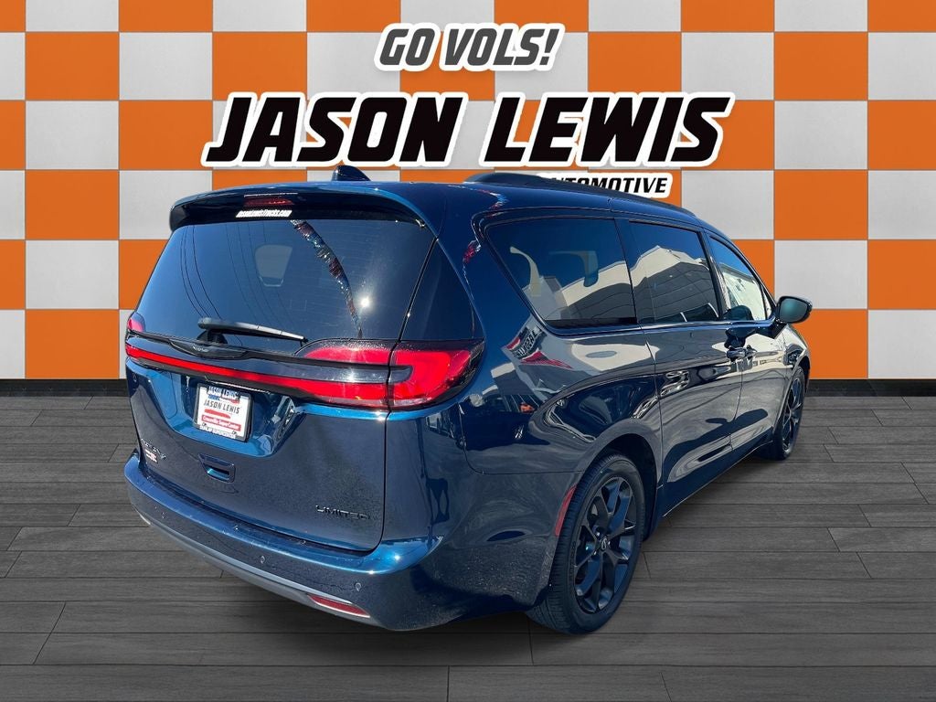2025 Chrysler Pacifica Limited