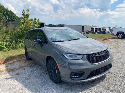 2025 Chrysler Pacifica Limited