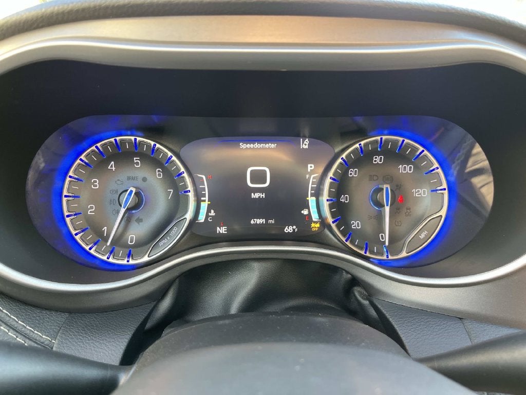 2022 Chrysler Pacifica Touring L
