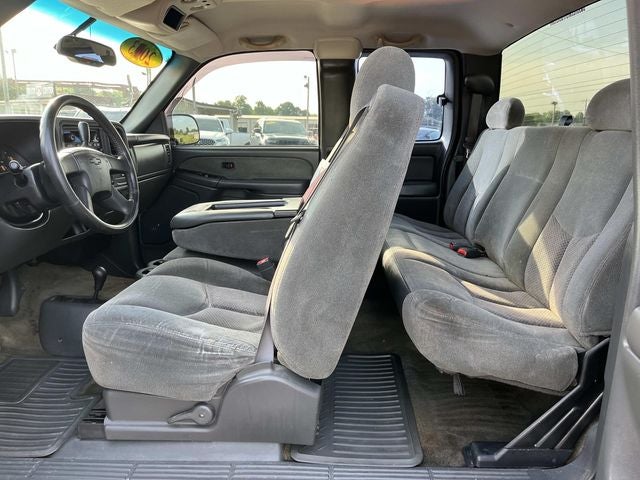 2003 Chevrolet Silverado 1500 LS