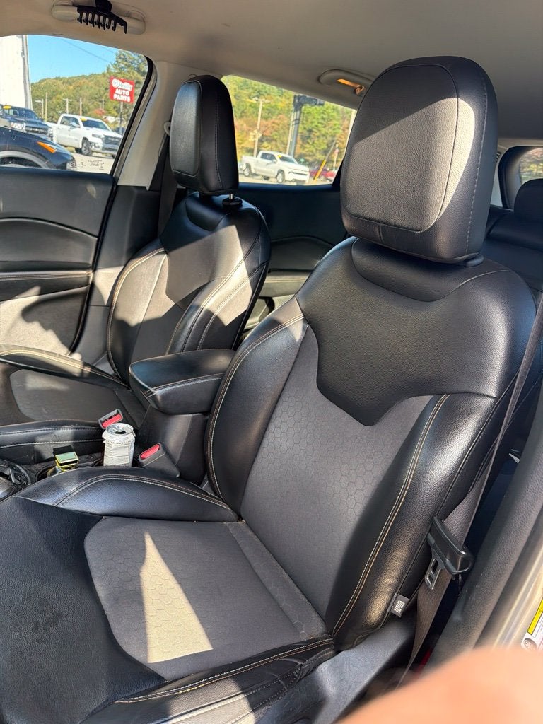 Used 2019 Jeep Compass Latitude with VIN 3C4NJDBB9KT596787 for sale in Sparta, TN