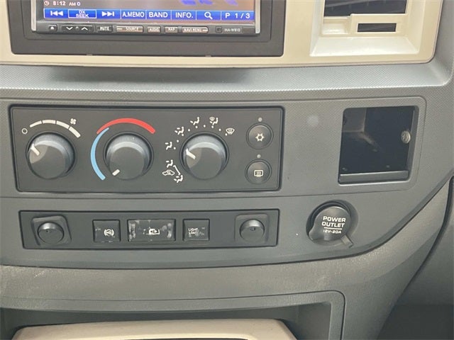 2008 Dodge Ram 2500 SXT Mega Cab