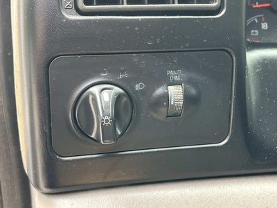 2001 Ford F-650SD XLT DRW