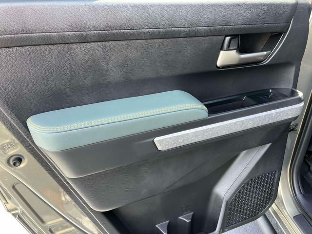 2025 Toyota Tacoma Hybrid Trailhunter