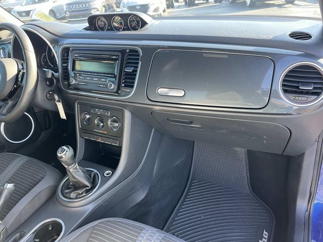 2014 Volkswagen Beetle 2.0T R-Line