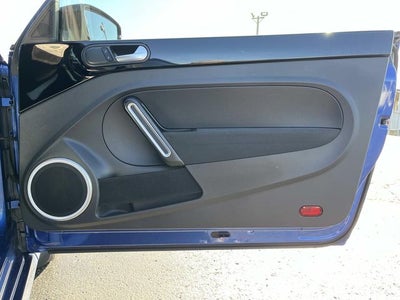2014 Volkswagen Beetle 2.0T R-Line