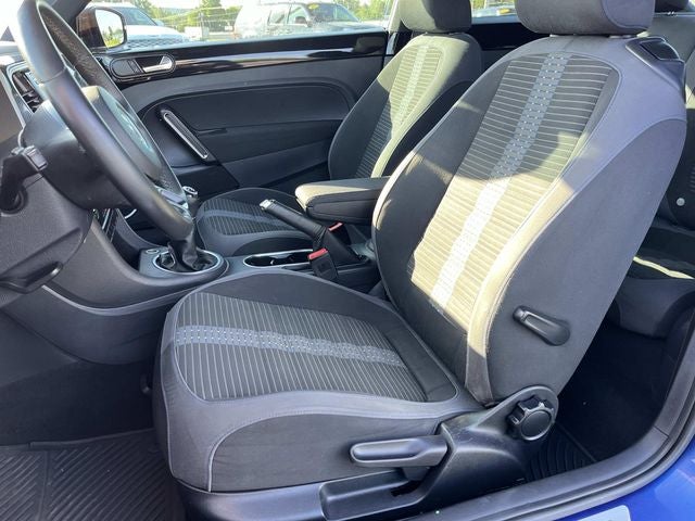 2014 Volkswagen Beetle 2.0T R-Line