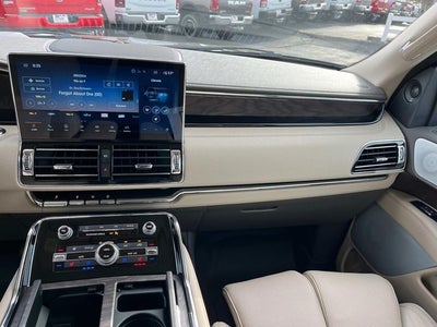 2024 Lincoln Navigator Reserve