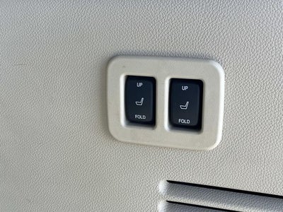 2015 Lincoln Navigator L Base