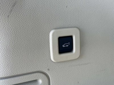 2015 Lincoln Navigator L Base