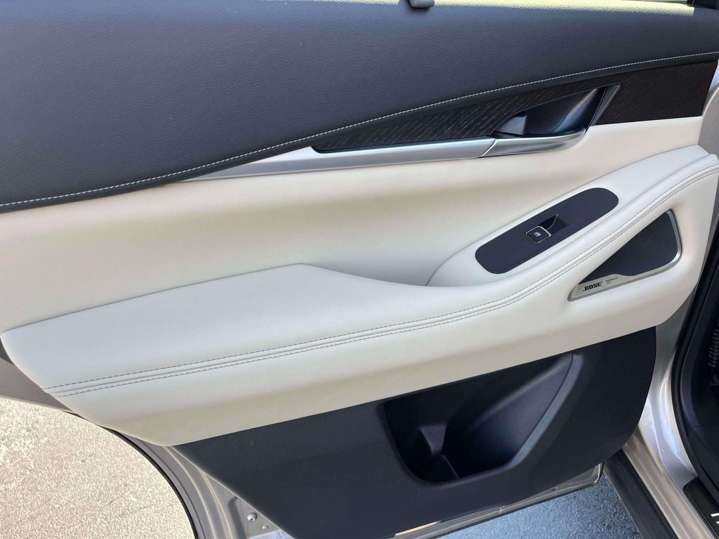 2025 INFINITI QX60 Sensory