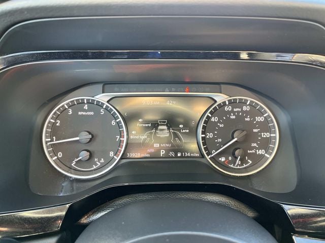 2025 Nissan Pathfinder SV