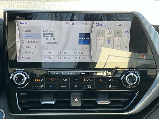 2021 Toyota Highlander Hybrid Platinum