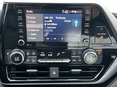 2021 Toyota Highlander XLE