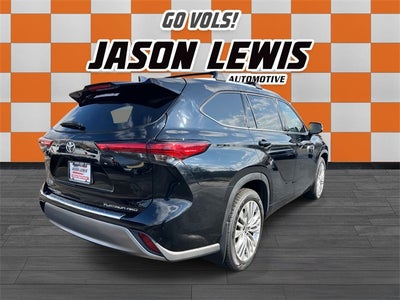 2023 Toyota Highlander Platinum