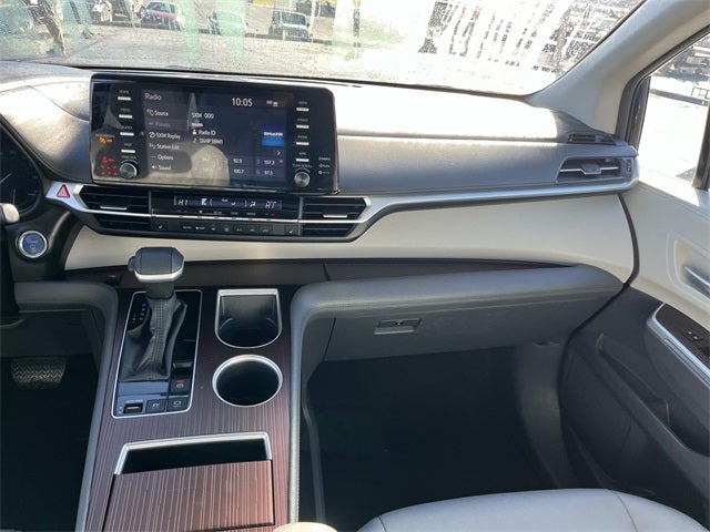 2024 Toyota Sienna XLE 7 Passenger