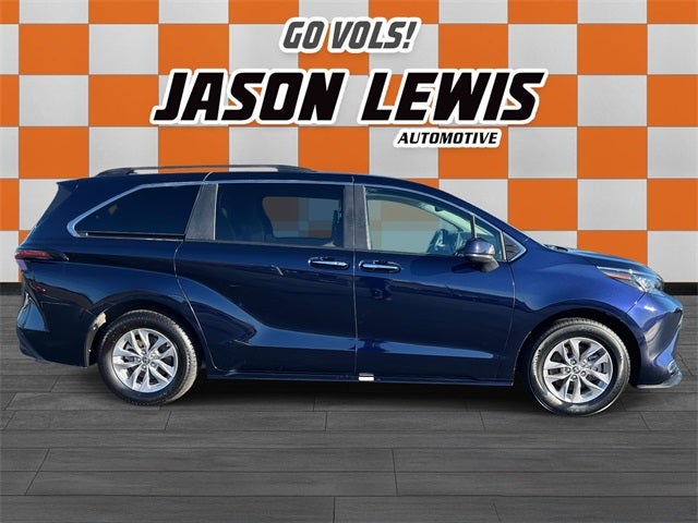 2024 Toyota Sienna XLE 7 Passenger