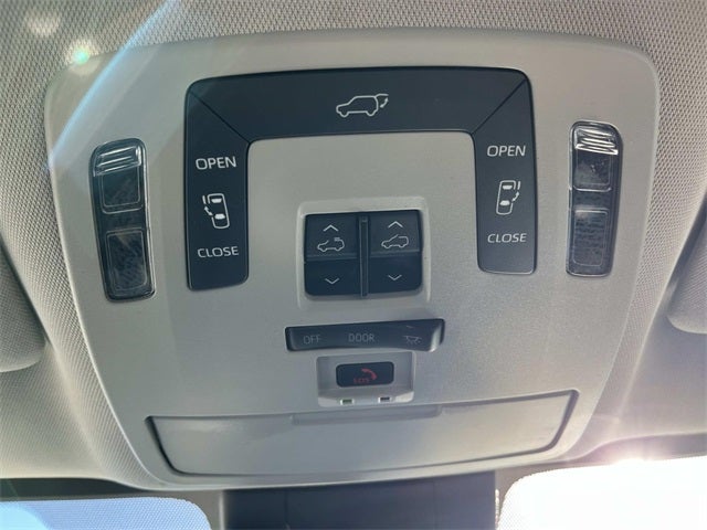 2024 Toyota Sienna XLE 7 Passenger