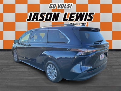 2024 Toyota Sienna XLE 7 Passenger