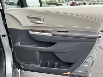 2023 Toyota Sienna XLE 8 Passenger