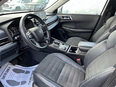 2023 Mitsubishi Outlander SE Black Edition