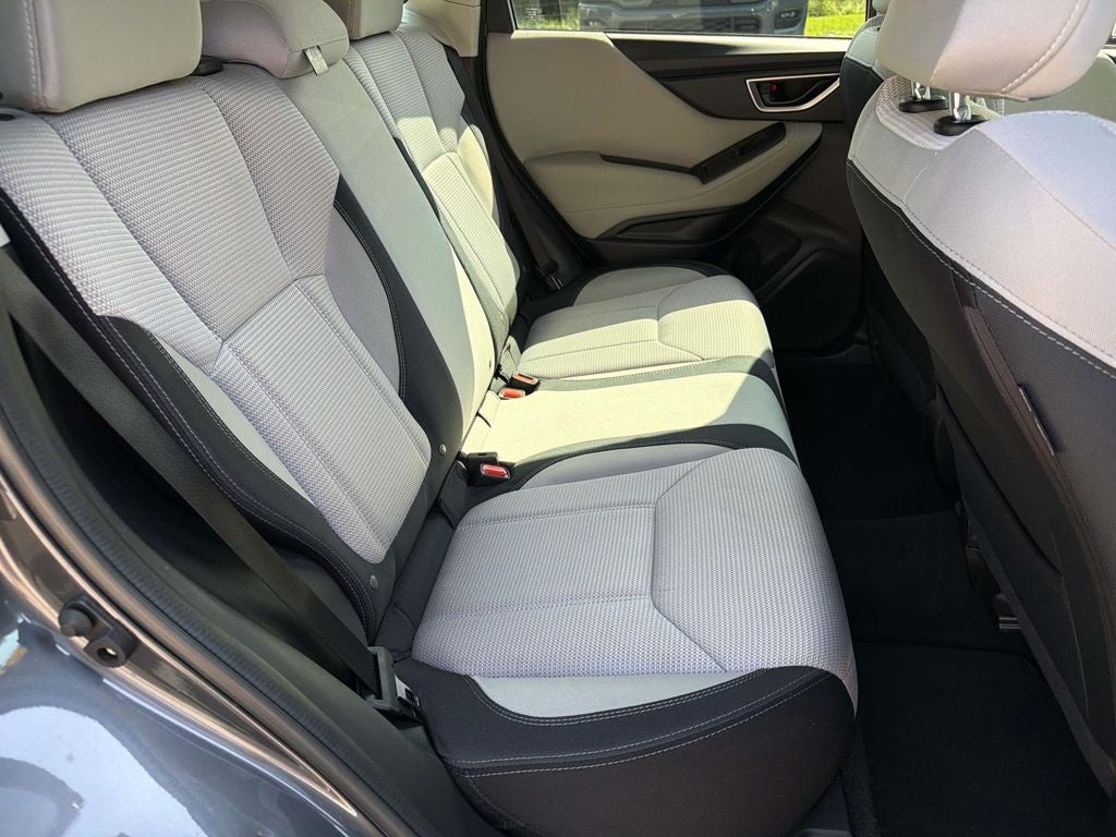 2023 Subaru Forester Base