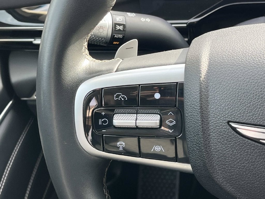 2025 Genesis GV80 2.5T