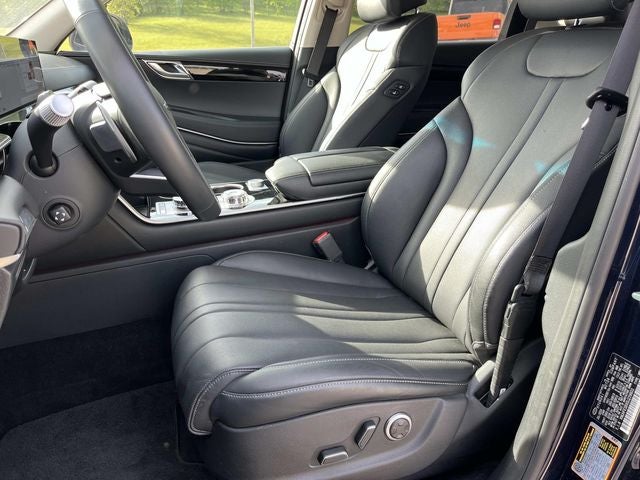 2025 Genesis GV80 2.5T