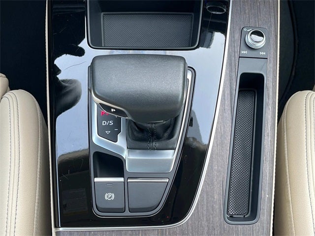 2024 Audi Q5 45 S line Premium quattro