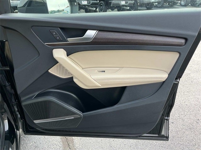 2024 Audi Q5 45 S line Premium quattro