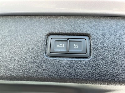 2022 Audi Q7 55 Premium Plus quattro